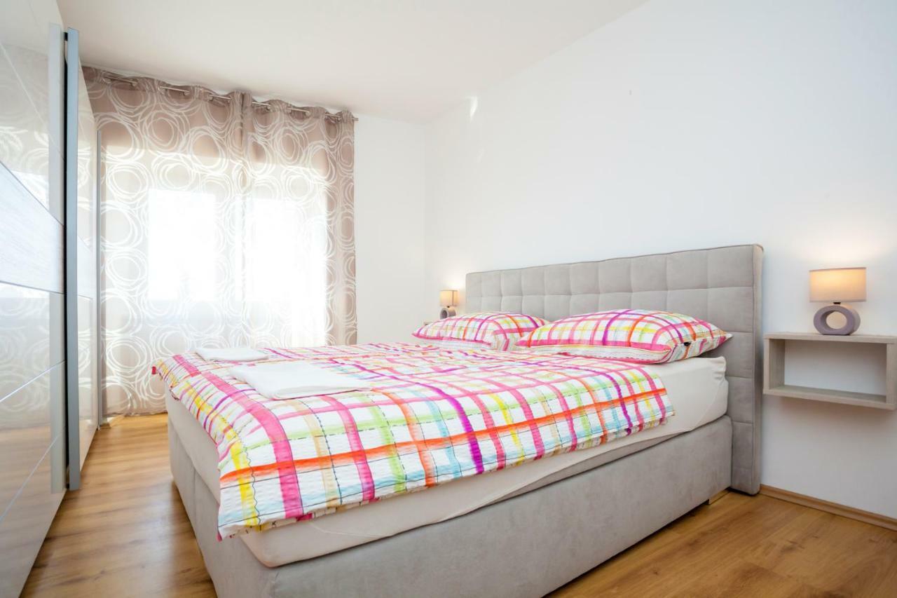 Holiday Apartment Ivica Milohnici Dış mekan fotoğraf